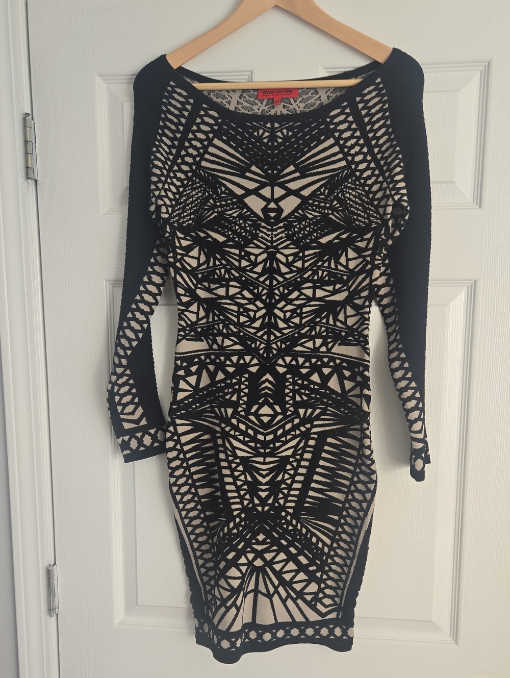 WOW COUTURE Black and Cream Geometric Long Sleeve Bodycon Dress